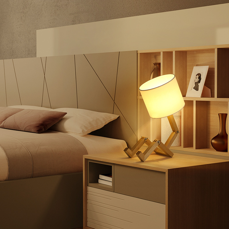 Humanoid table lamp