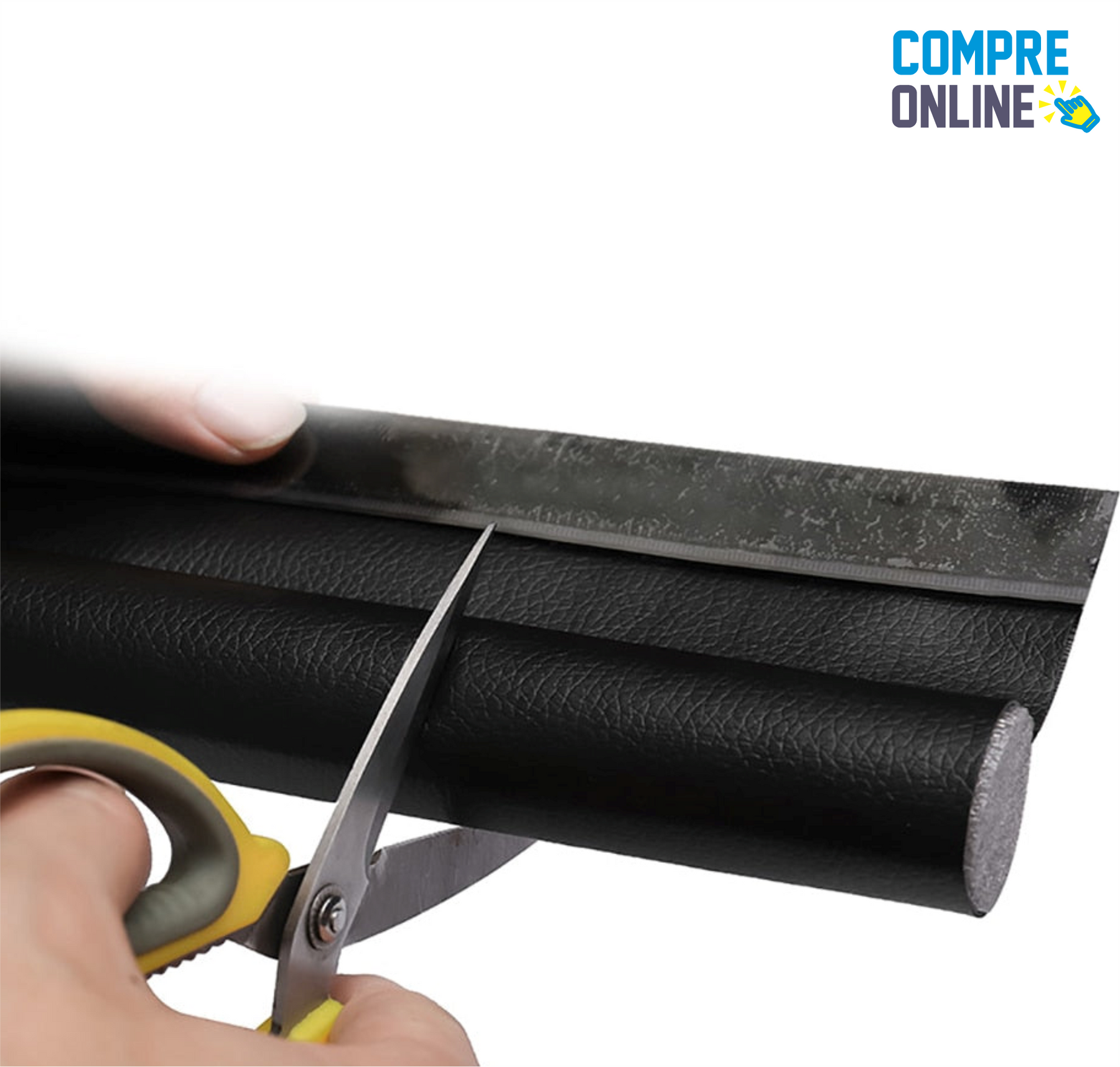 Flexible sealing strip for doors