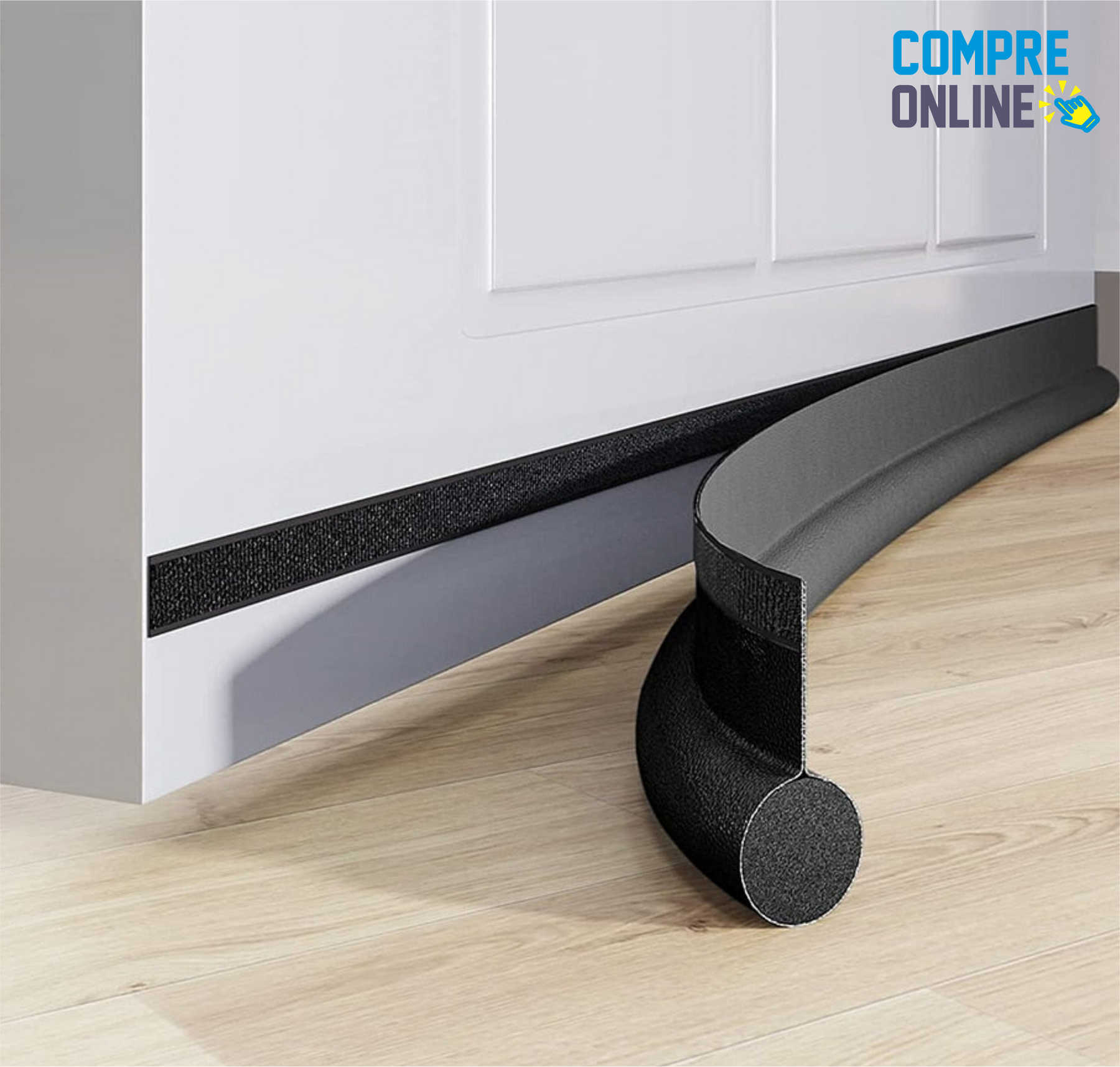 Flexible sealing strip for doors